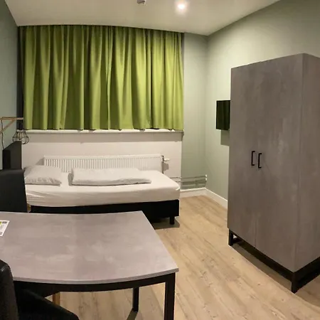 Short Apartahotel 2*