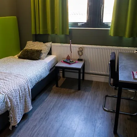 Short Aparthotel 2*